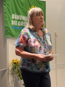 Bild von Heide Kuckelkorn während ihrer Rede