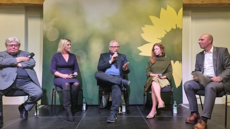 Spannende Podiumsdiskussion zu den US-Wahlen und Implikationen für die transatlantischen Beziehungen